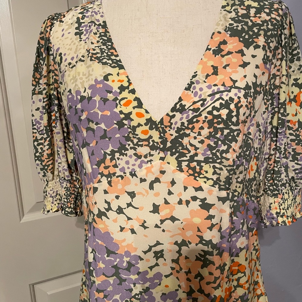 Rails dress - Picture 2 of 10